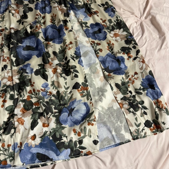 SALE ✨ Abercrombie & Fitch Blue Floral Midi Dress - Picture 2 of 6